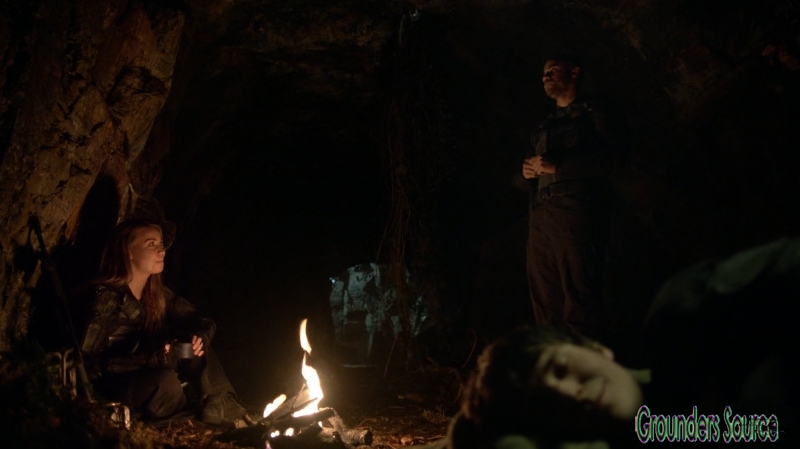 The 100 Season Three Episode Twelve Demons Captures-2900
