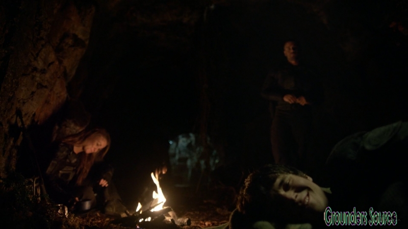 The 100 Season Three Episode Twelve Demons Captures-2898
