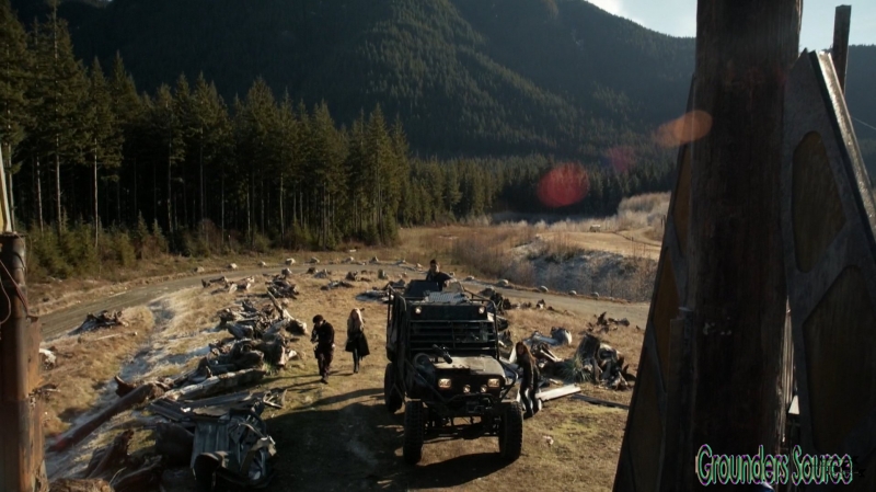 The 100 Season Three Episode Twelve Demons Captures-2449
