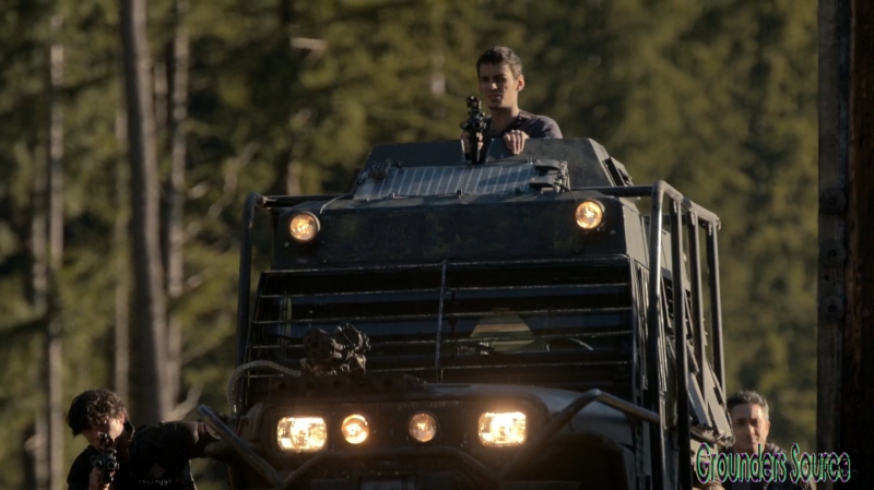 The 100 Season Three Episode Twelve Demons Captures-2444
