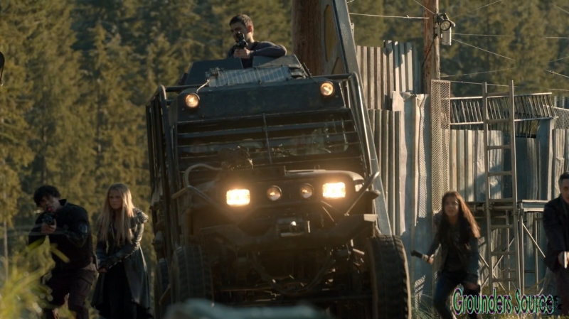 The 100 Season Three Episode Twelve Demons Captures-2424
