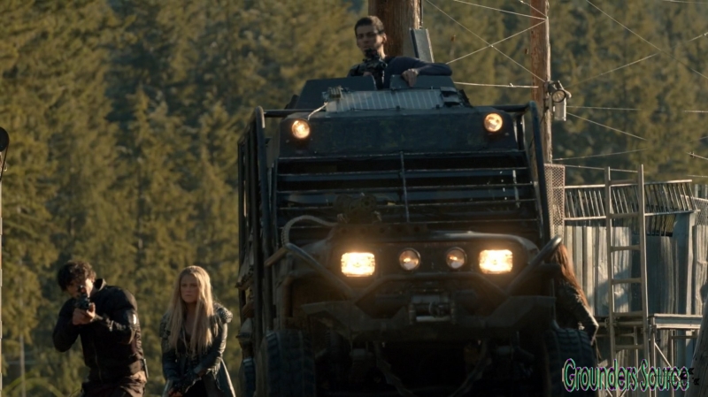 The 100 Season Three Episode Twelve Demons Captures-2419
