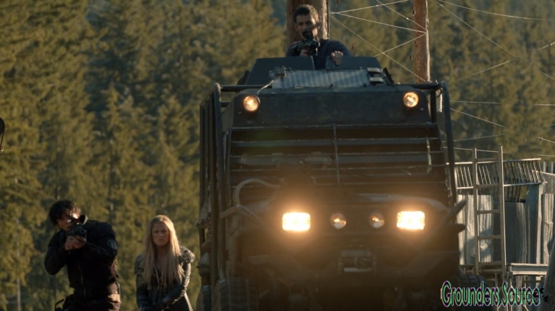 The 100 Season Three Episode Twelve Demons Captures-2417
