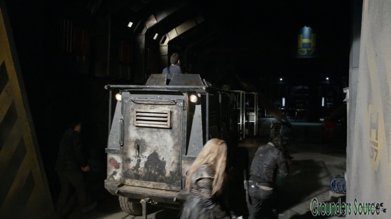 The 100 Season Three Episode Twelve Demons Captures-2355
