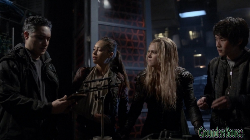 The 100 Season Three Episode Twelve Demons Captures-1835
