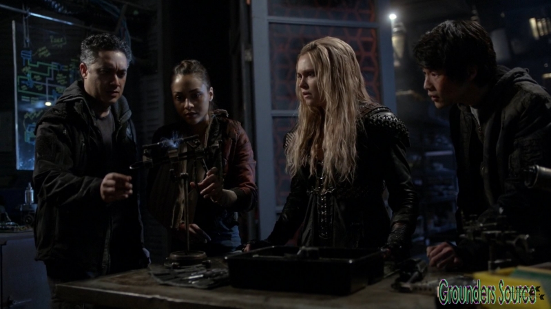 The 100 Season Three Episode Twelve Demons Captures-1798
