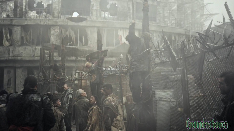 The 100 Season Three Episode Thirteen Join or Die-3160
