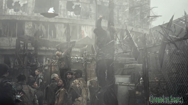 The 100 Season Three Episode Thirteen Join or Die-3159
