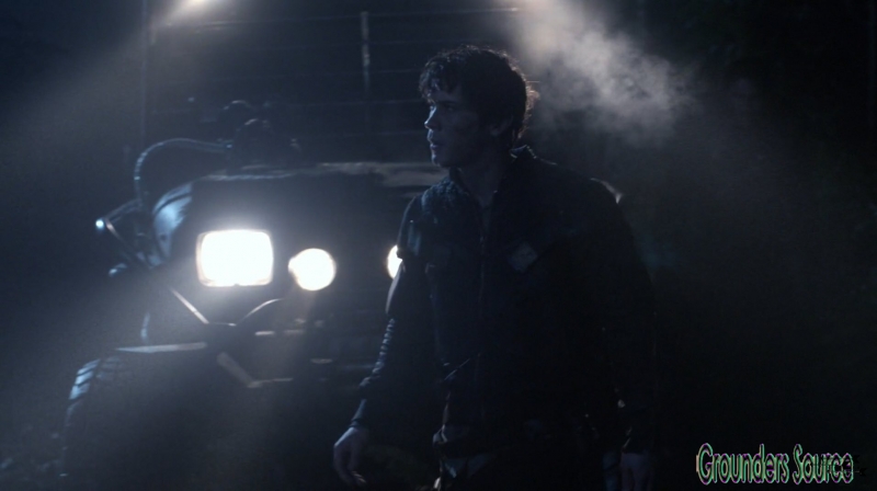 The 100 Season Three Episode Fifteen Perverse Instantiation Part One Captures-2554
