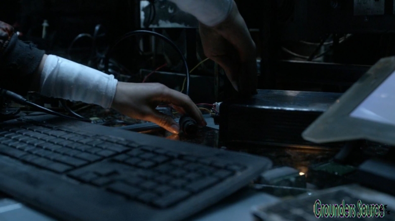 The 100 Season Three Episode Fifteen Perverse Instantiation Part One Captures-546
