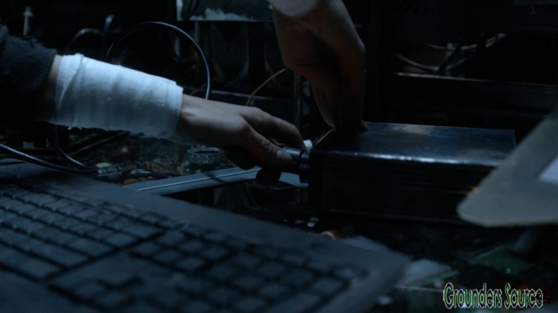 The 100 Season Three Episode Fifteen Perverse Instantiation Part One Captures-544
