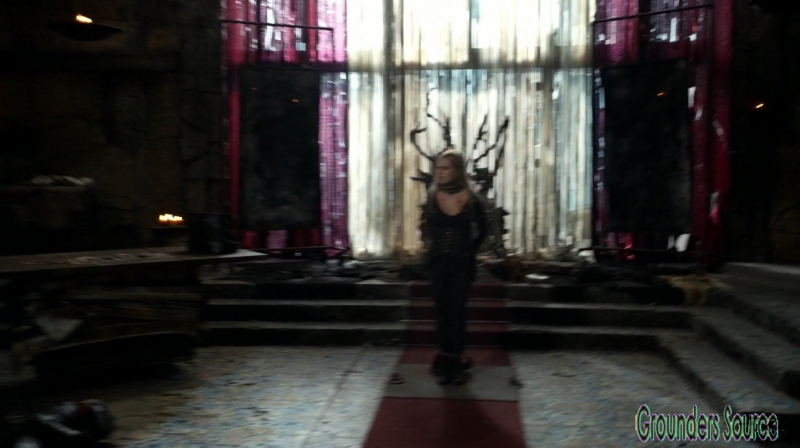 The 100 Season Three Episode Fifteen Perverse Instantiation Part One Captures-113
