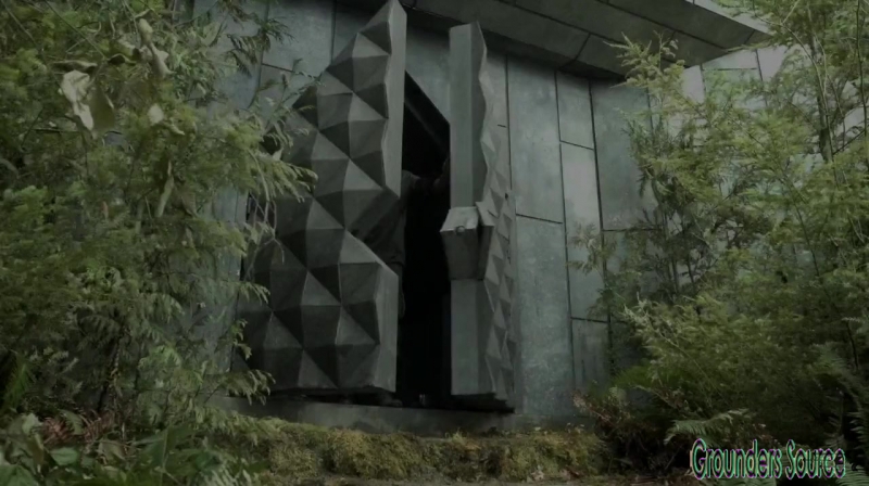 The 100 Season 3 Sneak Peek We Are Survivors iTunes Exclusive-5121

