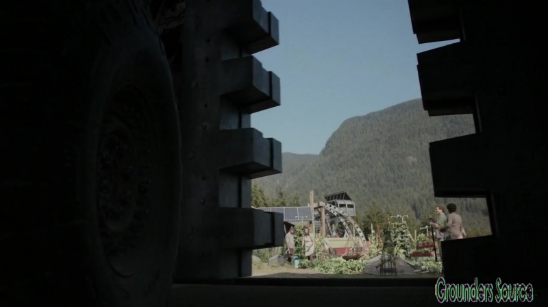 The 100 Season 3 Sneak Peek We Are Survivors iTunes Exclusive-3226
