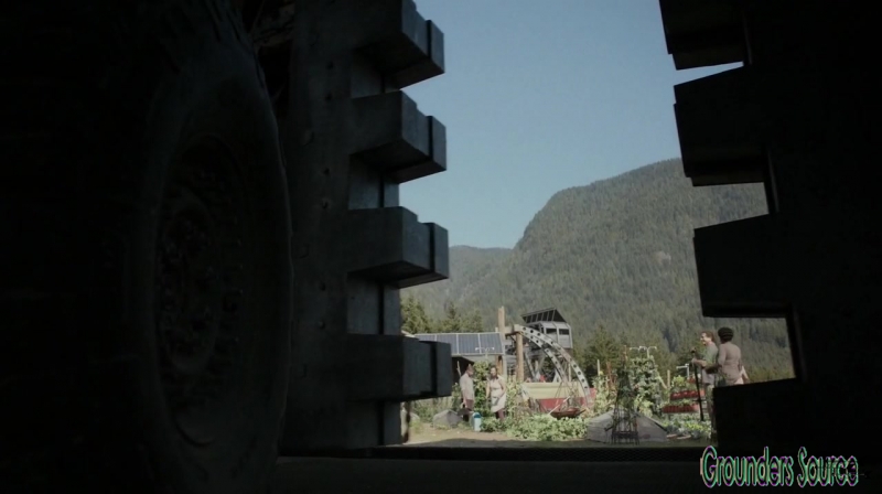 The 100 Season 3 Sneak Peek We Are Survivors iTunes Exclusive-3225
