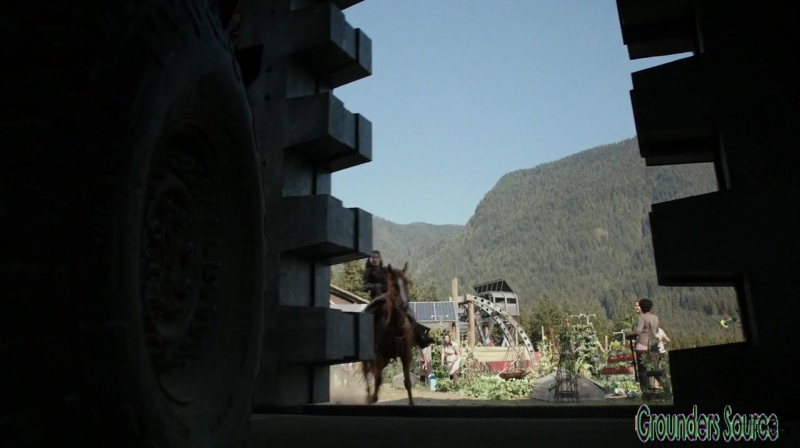The 100 Season 3 Sneak Peek We Are Survivors iTunes Exclusive-3217
