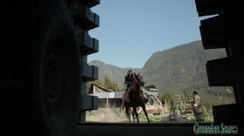 The 100 Season 3 Sneak Peek We Are Survivors iTunes Exclusive-3205
