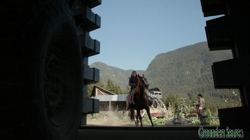 The 100 Season 3 Sneak Peek We Are Survivors iTunes Exclusive-3204

