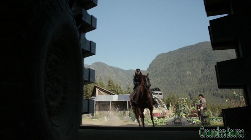 The 100 Season 3 Sneak Peek We Are Survivors iTunes Exclusive-3199
