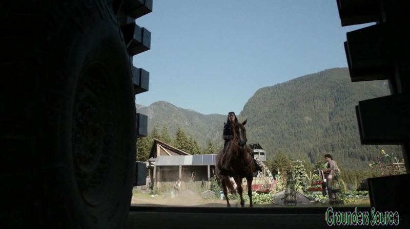The 100 Season 3 Sneak Peek We Are Survivors iTunes Exclusive-3196
