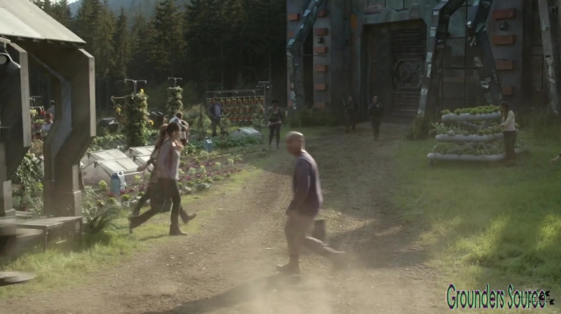 The 100 Season 3 Sneak Peek We Are Survivors iTunes Exclusive-3188
