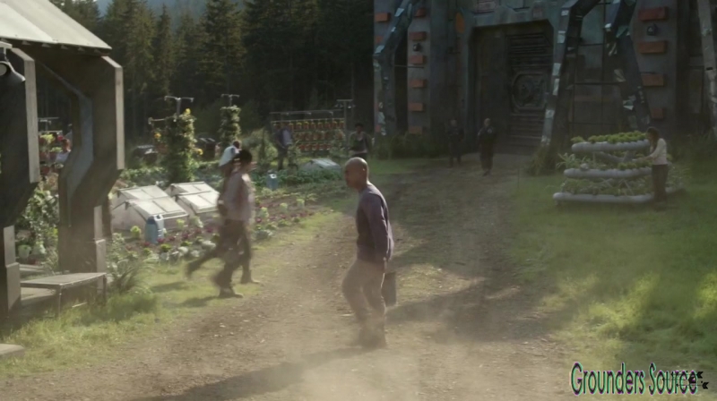 The 100 Season 3 Sneak Peek We Are Survivors iTunes Exclusive-3185
