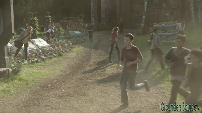 The 100 Season 3 Sneak Peek We Are Survivors iTunes Exclusive-3143
