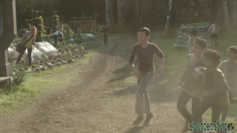 The 100 Season 3 Sneak Peek We Are Survivors iTunes Exclusive-3138

