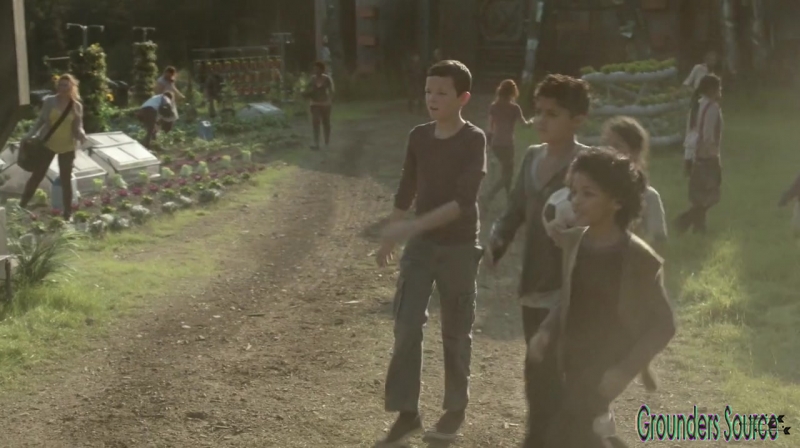 The 100 Season 3 Sneak Peek We Are Survivors iTunes Exclusive-3126
