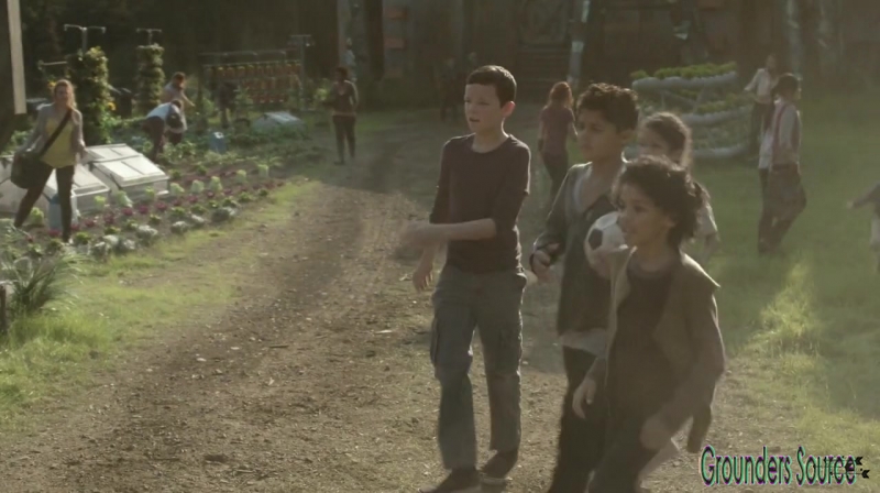 The 100 Season 3 Sneak Peek We Are Survivors iTunes Exclusive-3125
