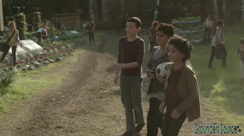 The 100 Season 3 Sneak Peek We Are Survivors iTunes Exclusive-3120
