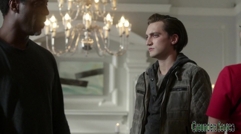 The 100 Season 3 Sneak Peek We Are Survivors iTunes Exclusive-2565
