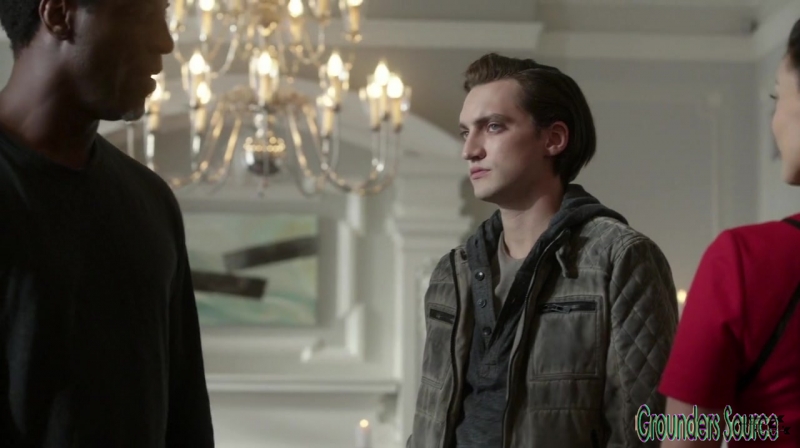 The 100 Season 3 Sneak Peek We Are Survivors iTunes Exclusive-2557
