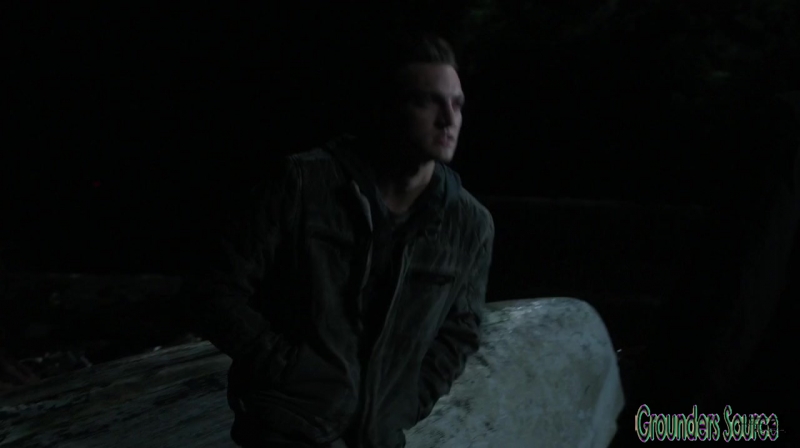 The 100 Season 3 Sneak Peek We Are Survivors iTunes Exclusive-2412
