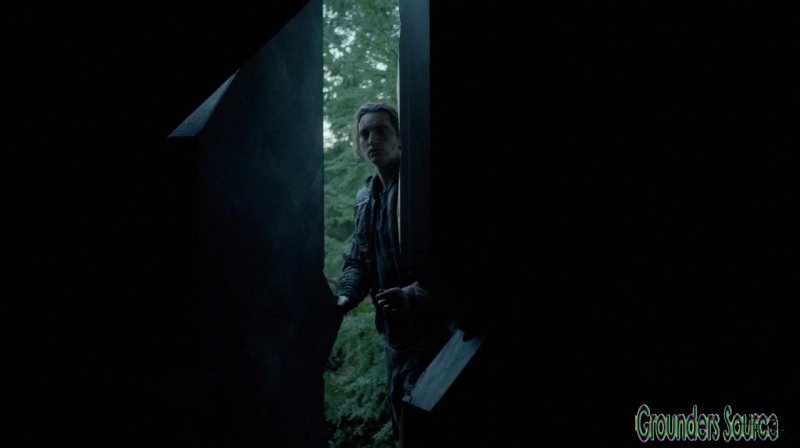 The 100 Season 3 Sneak Peek We Are Survivors iTunes Exclusive-1829
