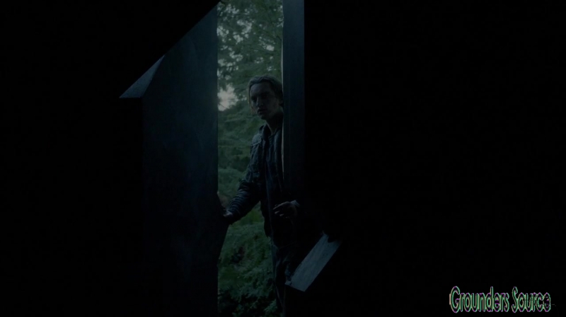 The 100 Season 3 Sneak Peek We Are Survivors iTunes Exclusive-1819
