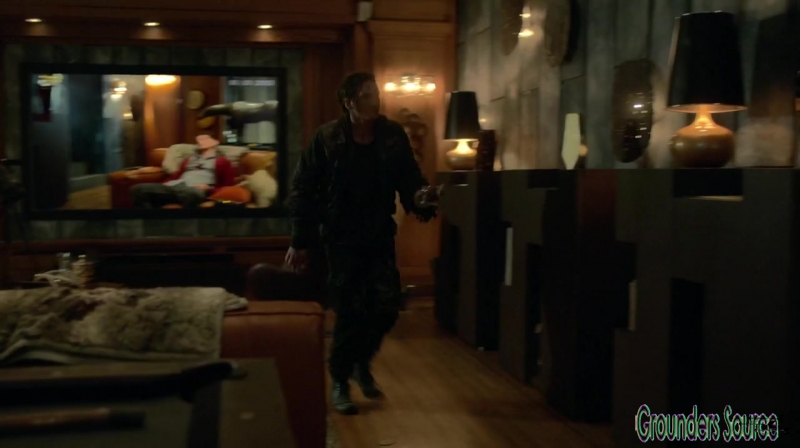 The 100 Season 3 Sneak Peek We Are Survivors iTunes Exclusive-1562
