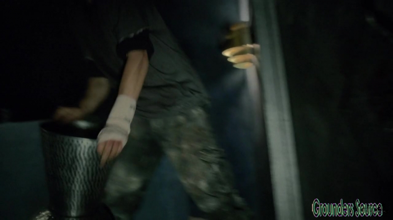 The 100 Season 3 Sneak Peek We Are Survivors iTunes Exclusive-1409
