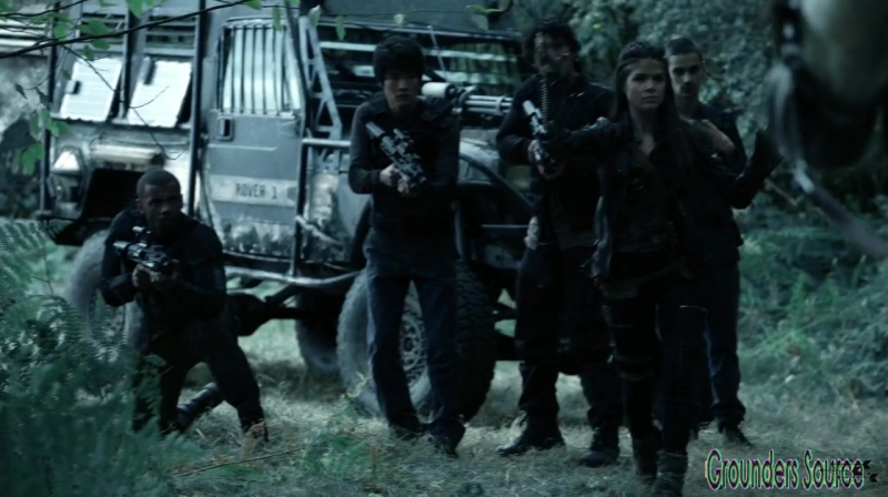 The 100 Season 3 Sneak Peek We Are Survivors iTunes Exclusive-643
