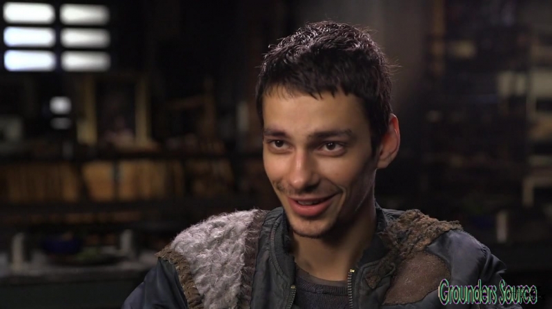 The 100 Season 3 Sneak Peek We Are Survivors iTunes Exclusive-383
