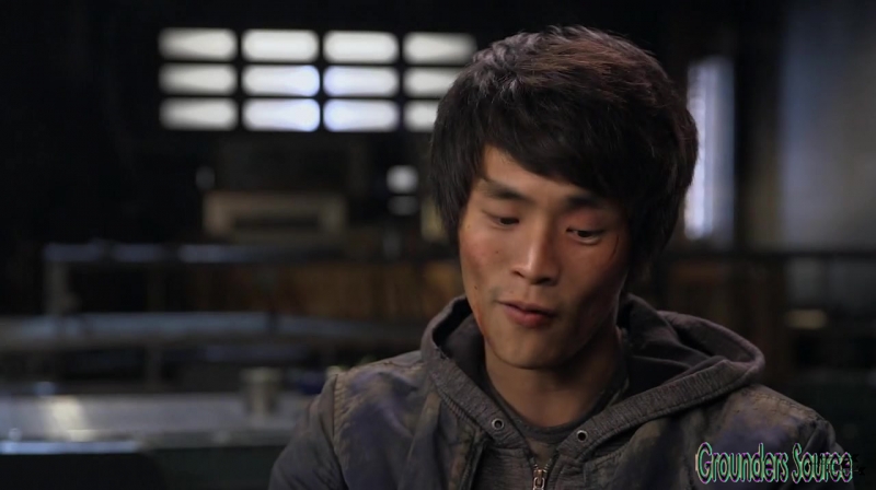 The 100 Season 3 Sneak Peek We Are Survivors iTunes Exclusive-247
