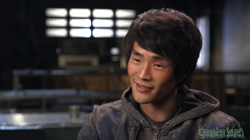 The 100 Season 3 Sneak Peek We Are Survivors iTunes Exclusive-220
