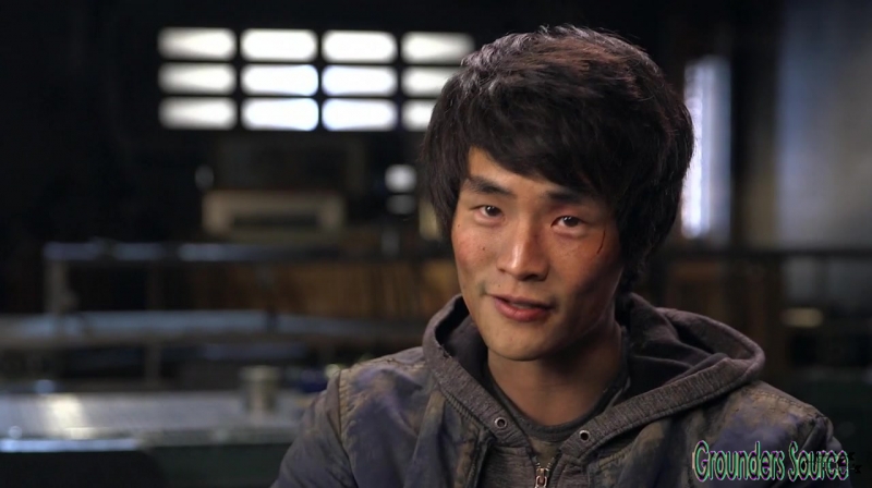 The 100 Season 3 Sneak Peek We Are Survivors iTunes Exclusive-183
