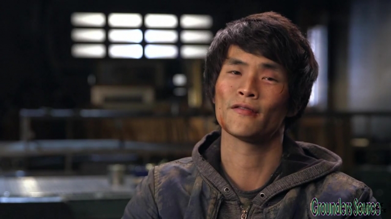 The 100 Season 3 Sneak Peek We Are Survivors iTunes Exclusive-169
