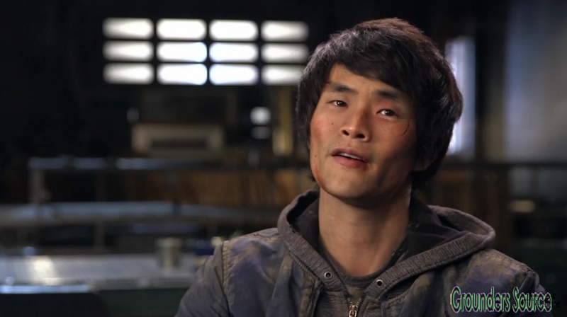 The 100 Season 3 Sneak Peek We Are Survivors iTunes Exclusive-168
