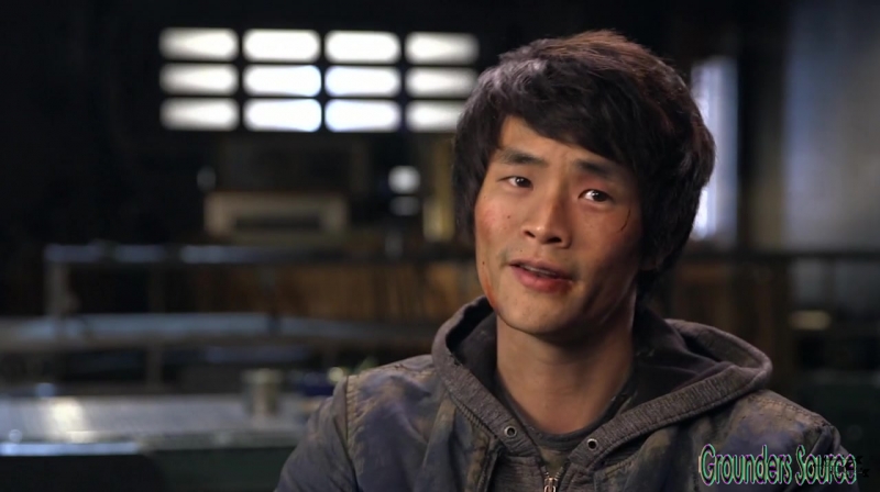 The 100 Season 3 Sneak Peek We Are Survivors iTunes Exclusive-158
