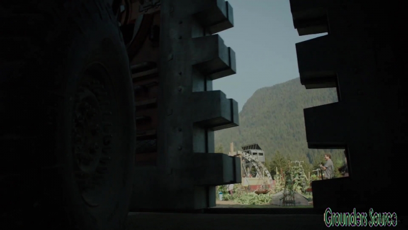 The 100 Hunted Extended Trailer-1223
