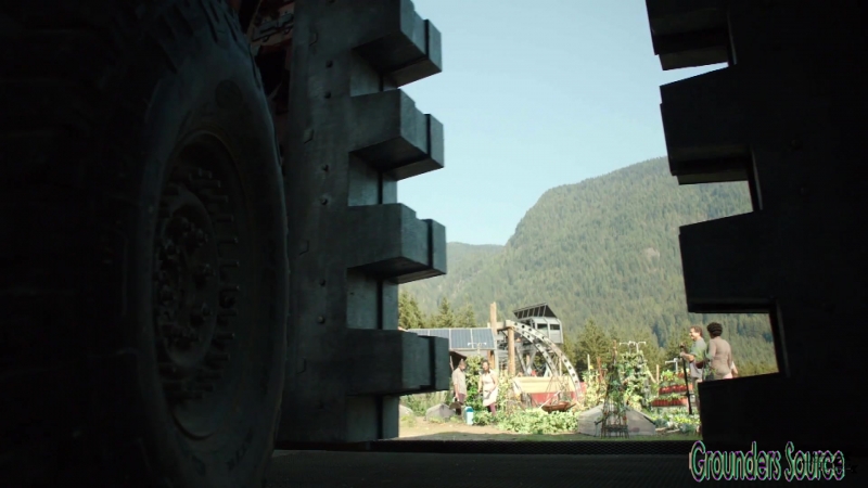 The 100 Hunted Extended Trailer-1205
