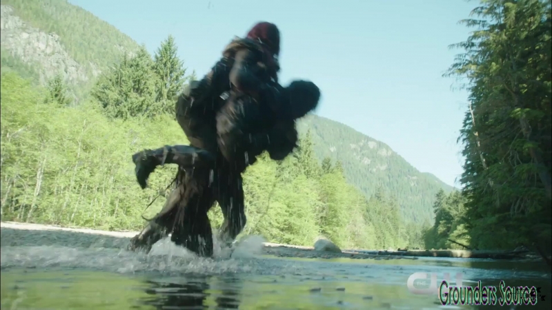 The 100 Hunted Extended Trailer-512
