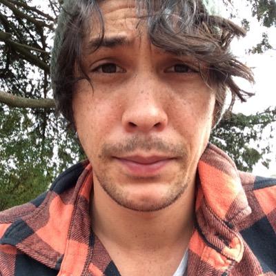 Social Media Bobby Morley Twitter -7
